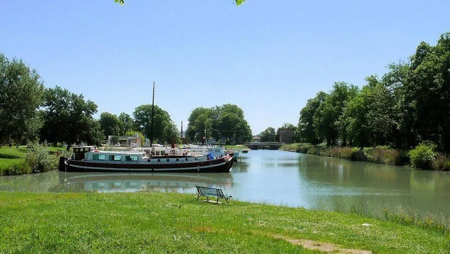 Holiday home Gite Le Salcevert, Proche A62, 7Mn Montauban, 20Mn Toulouse (Adults Only) Labastide-Saint-Pierre